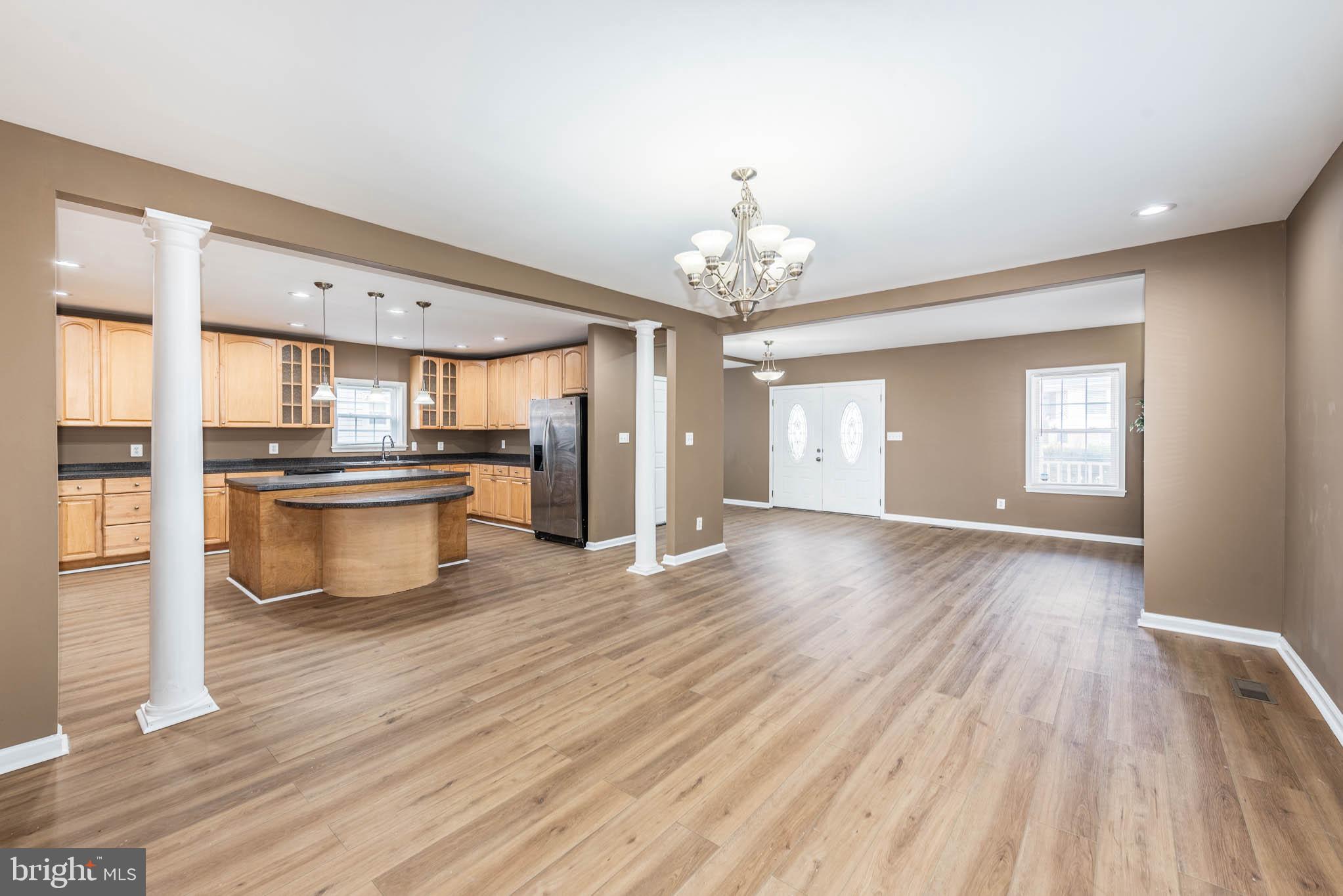 4021 Barrington Road Baltimore, MD 21207 - Photo 7 of 50