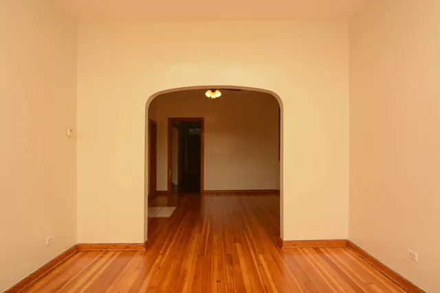 $2,600 | 2825 North Milwaukee Avenue, Unit 1, Chicago, IL 60618