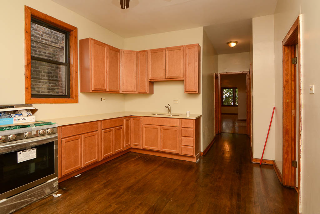 2825 North Milwaukee Avenue, Unit 1 Chicago, IL 60618 - Photo 3 of 20