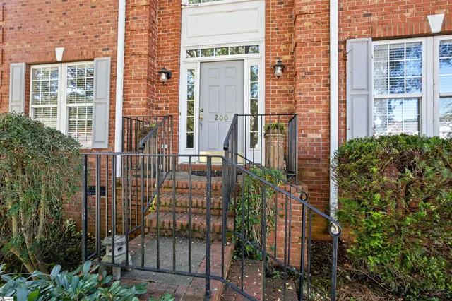 $475,000 | 200 Belmont Stakes Way, Greenville, SC 29615