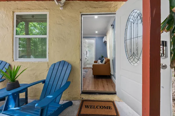 $2,500 | 420 Avenida Alegre, Unit 3, West Palm Beach, FL 33405