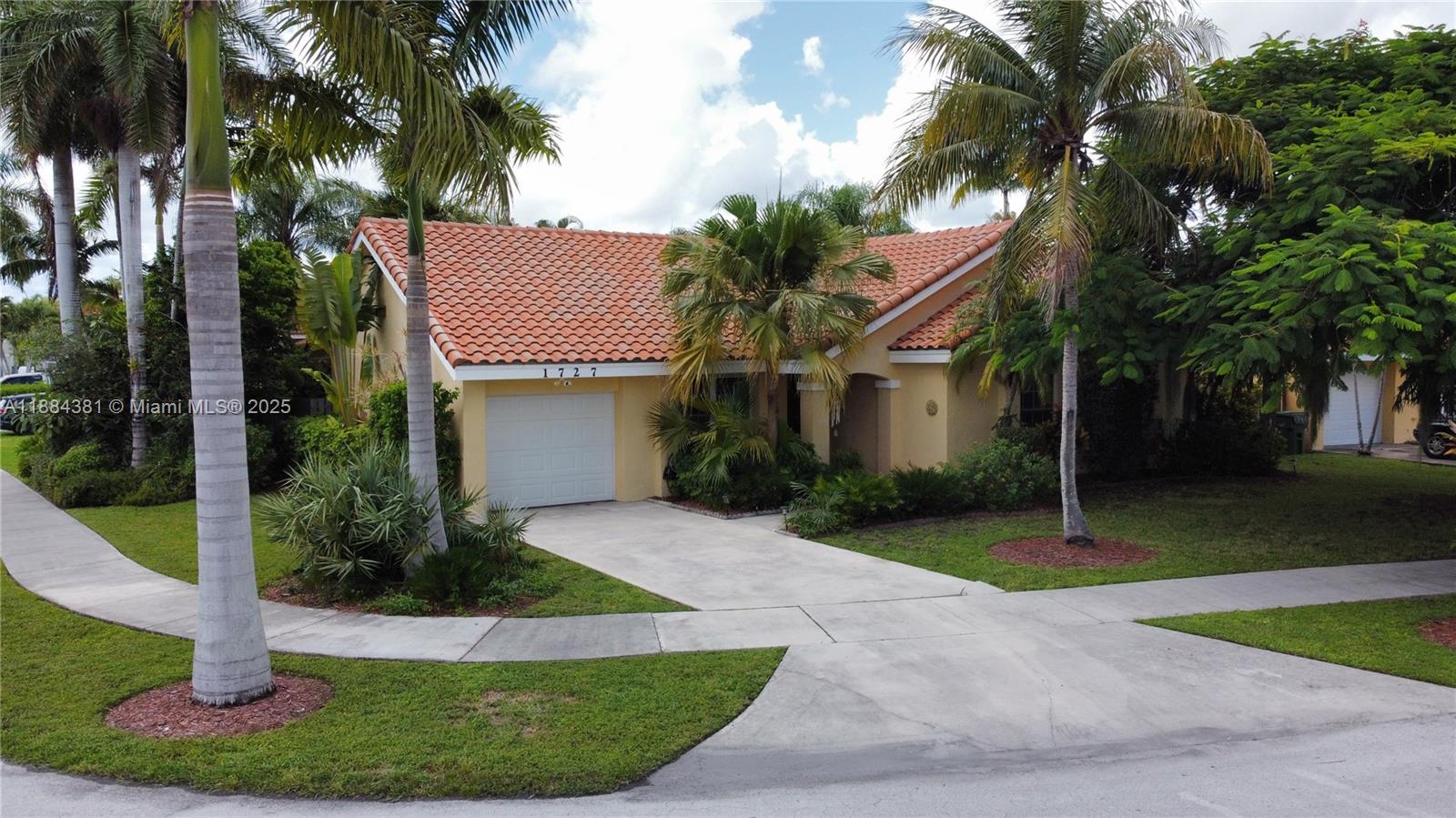 1727 Egret Road Homestead, FL 33035 - Photo 28 of 38 Gallery Image 28