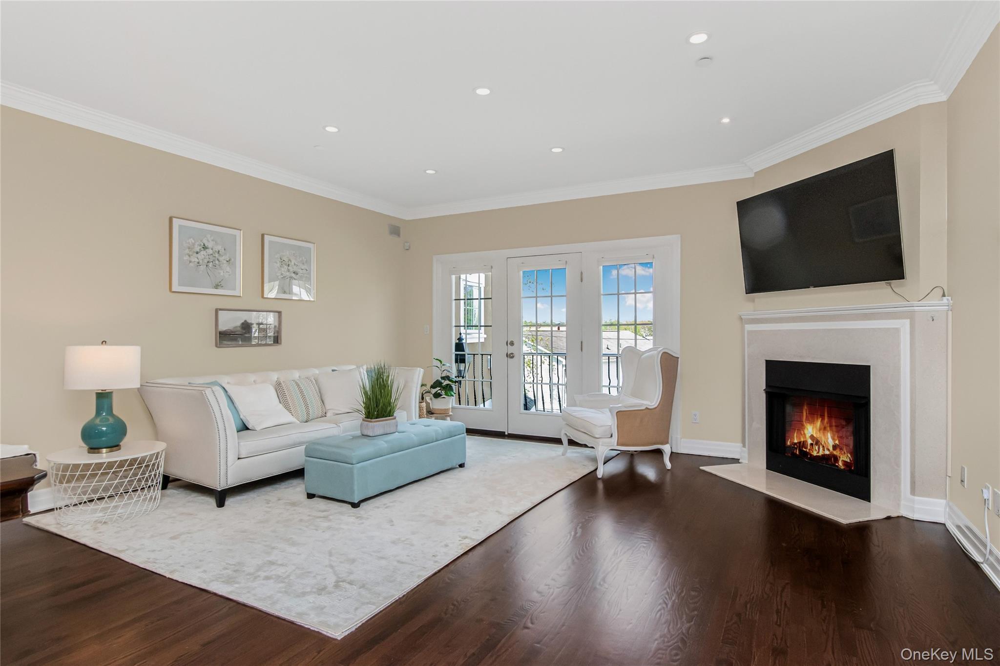 80 Old Boston Post Road, Unit 2 New Rochelle, NY 10801 - Photo 3 of 28