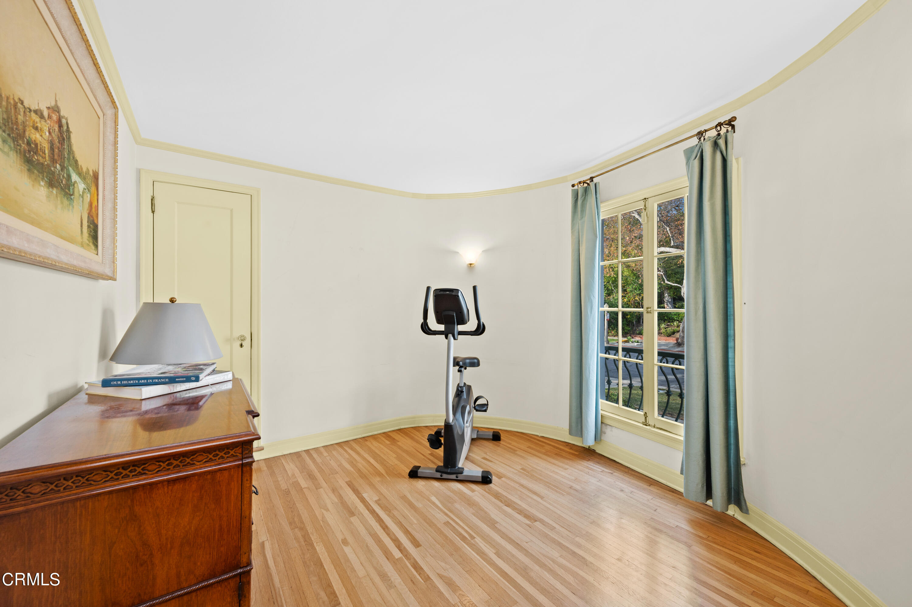 818 Old Mill Road Pasadena, CA 91108 - Photo 41 of 71 a view of a livingroom with wooden floor and a rug