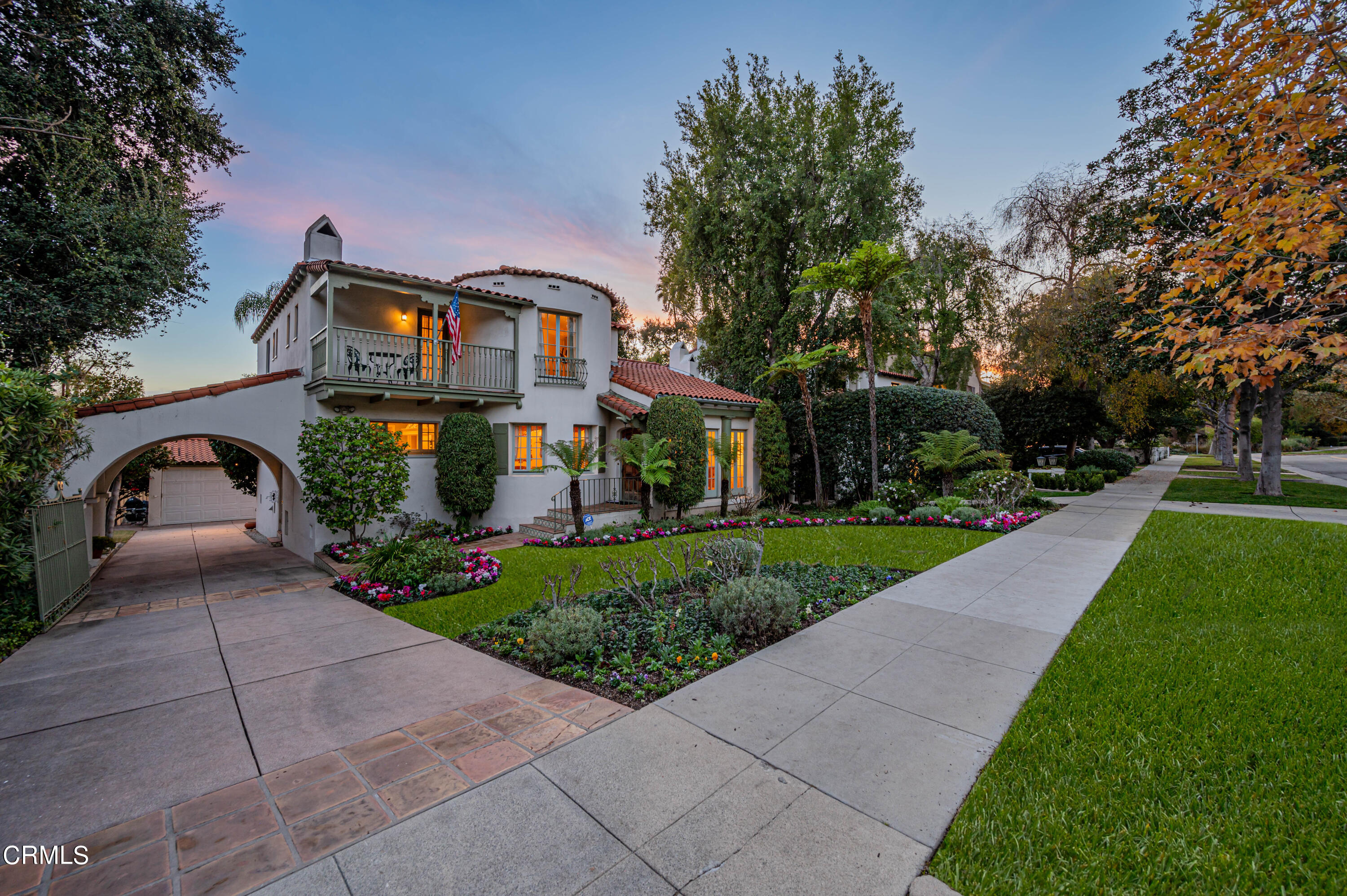 818 Old Mill Road Pasadena, CA 91108 - Photo 70 of 71 a front view of house with yard and green space