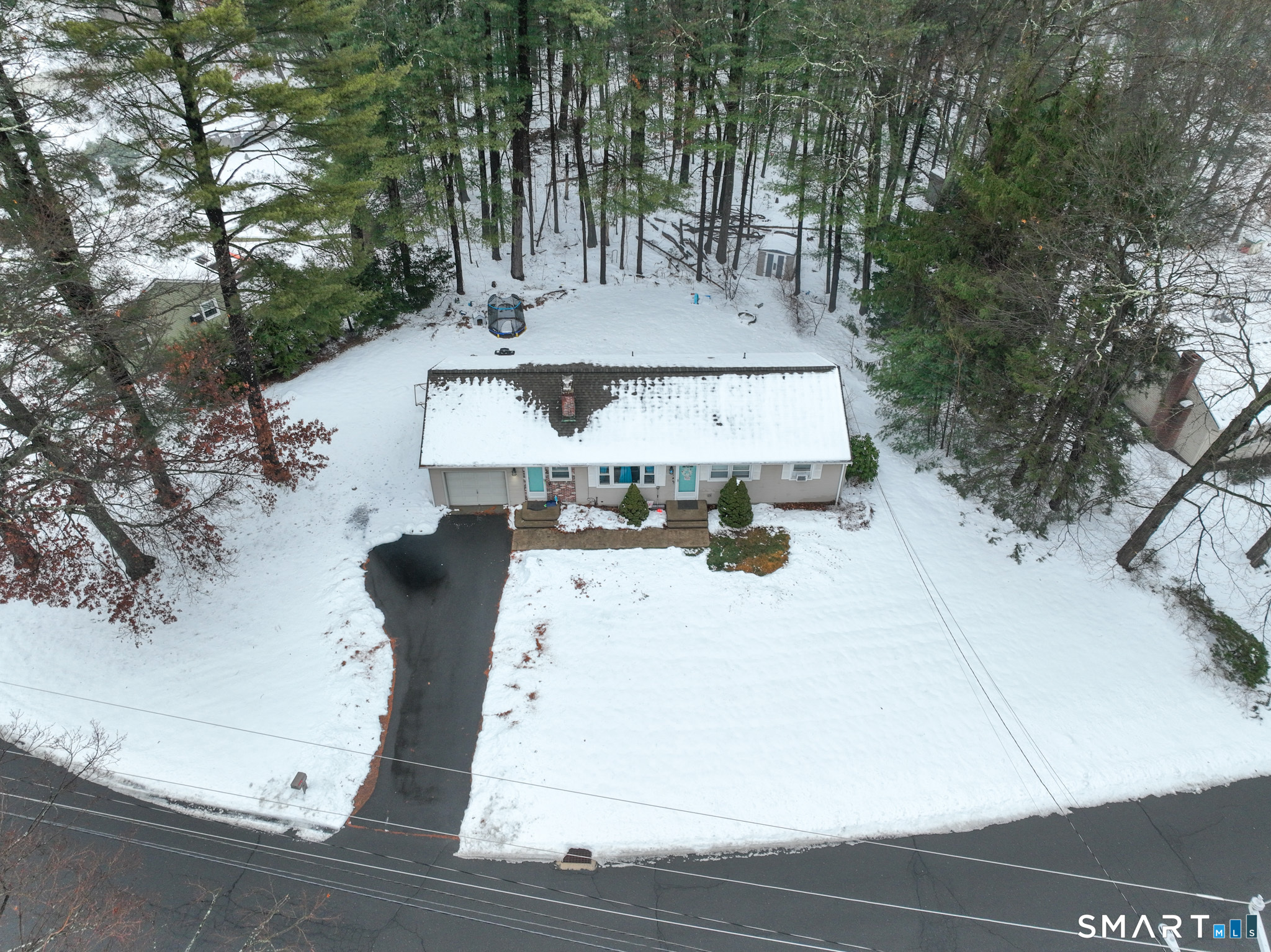 197 Diana Road Southington, CT 06479 - Photo 2 of 27
