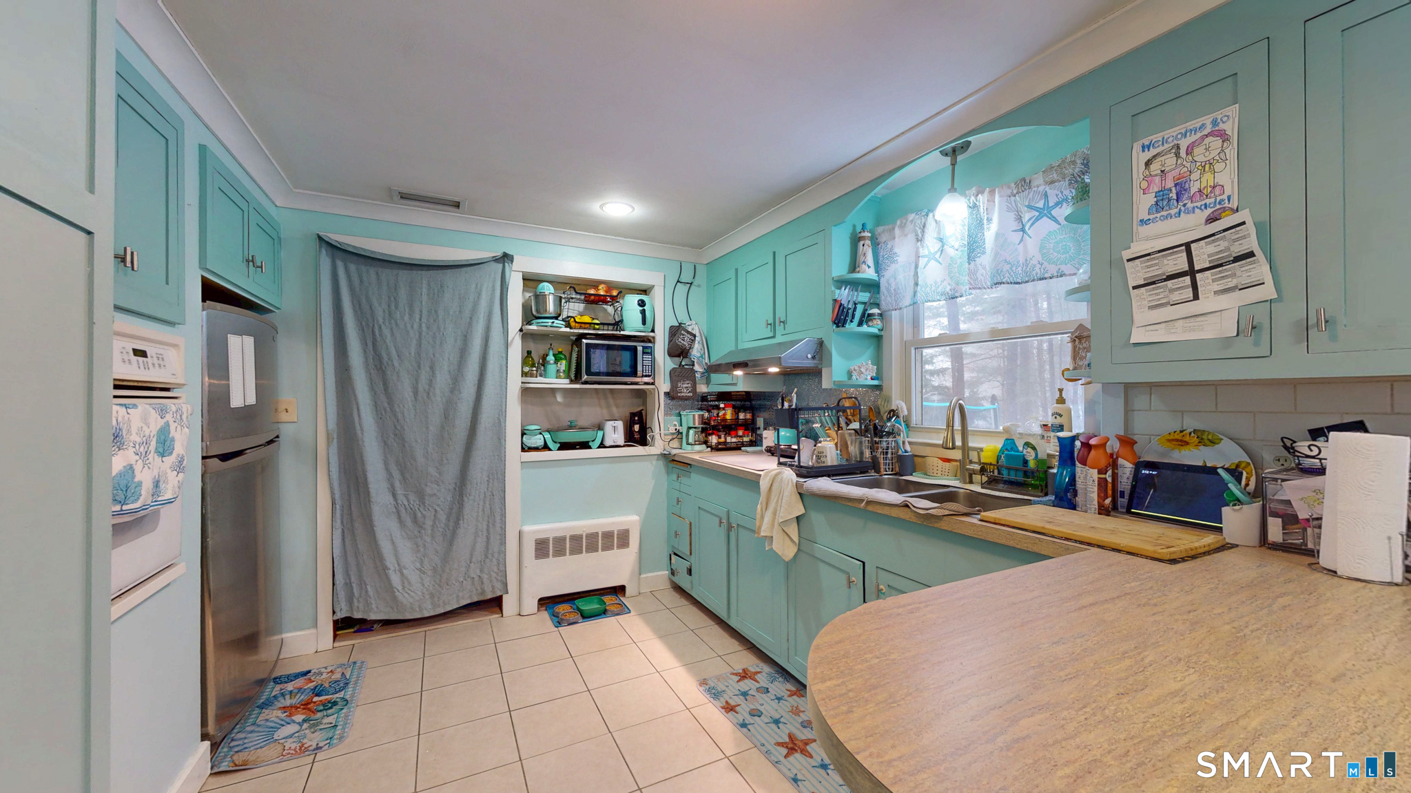 197 Diana Road Southington, CT 06479 - Photo 4 of 27