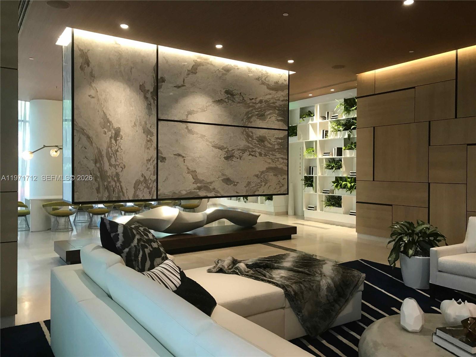 45 Southwest 9th Street, Unit 2807 Miami, FL 33130 - Photo 29 of 43