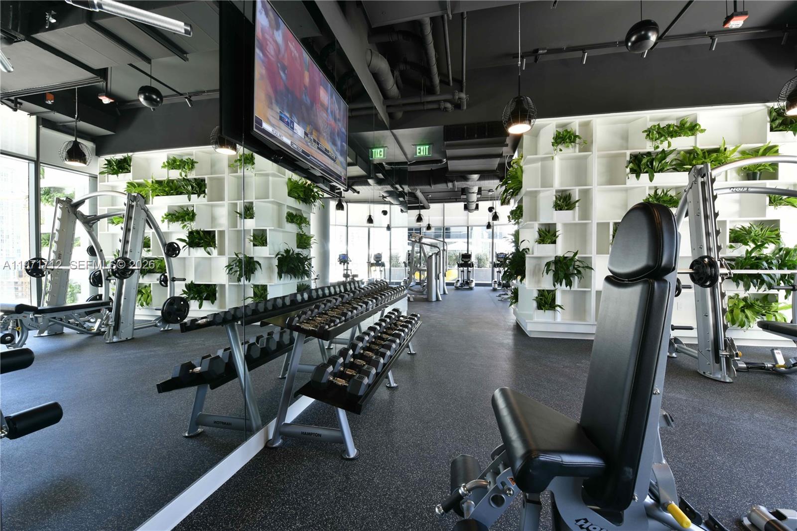 45 Southwest 9th Street, Unit 2807 Miami, FL 33130 - Photo 35 of 43