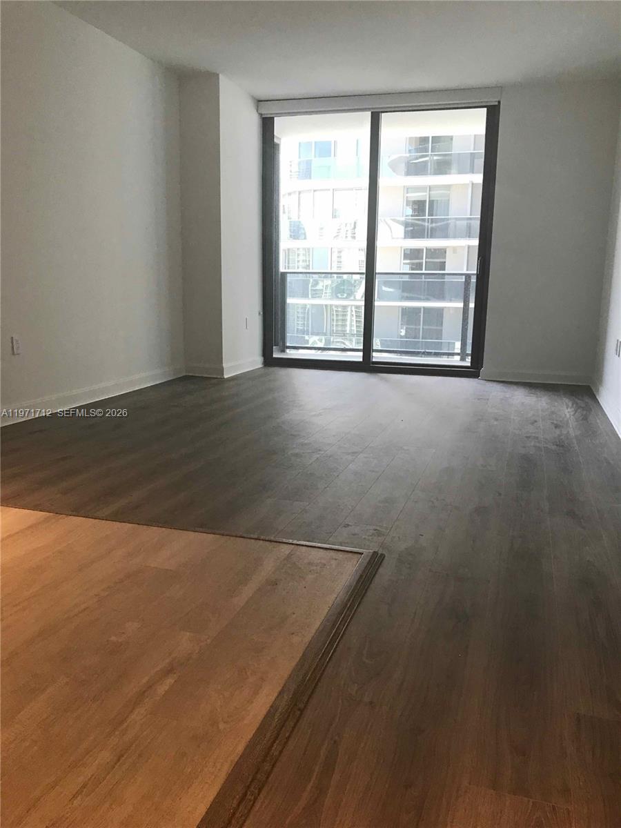 45 Southwest 9th Street, Unit 2807 Miami, FL 33130 - Photo 8 of 43