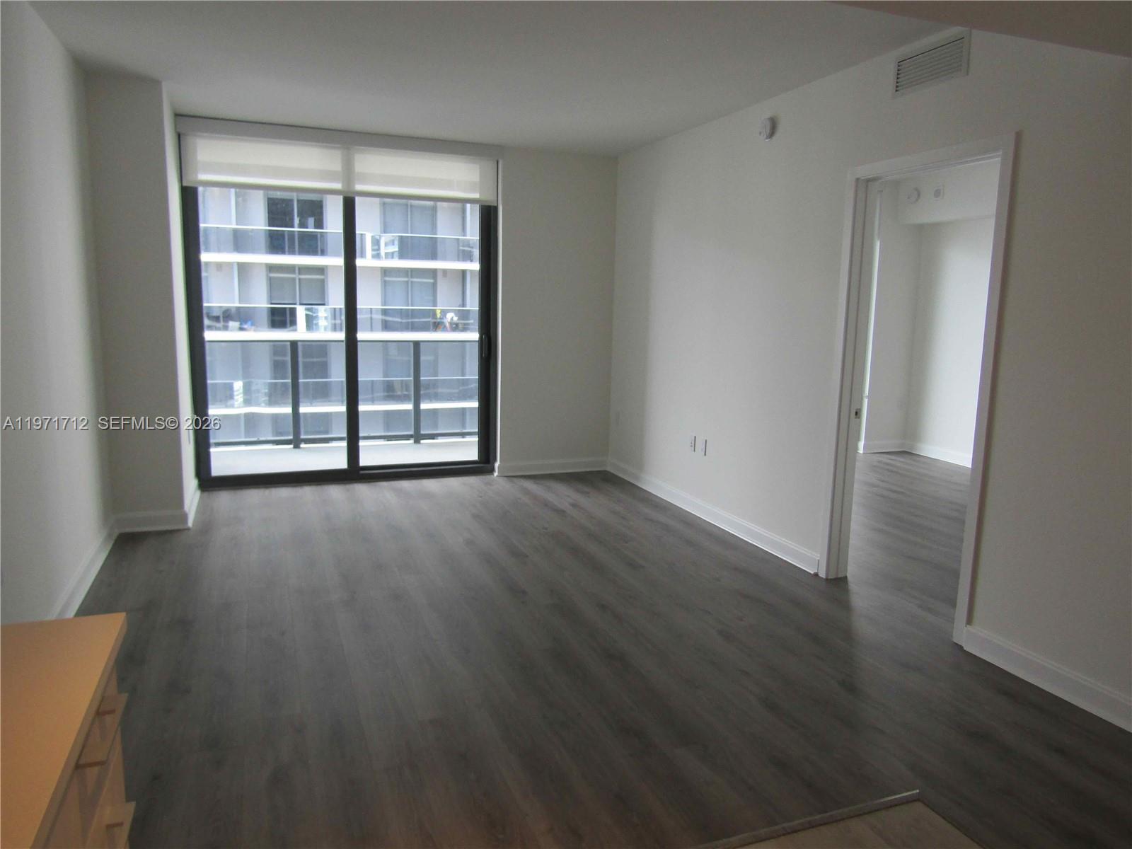 45 Southwest 9th Street, Unit 2807 Miami, FL 33130 - Photo 10 of 43