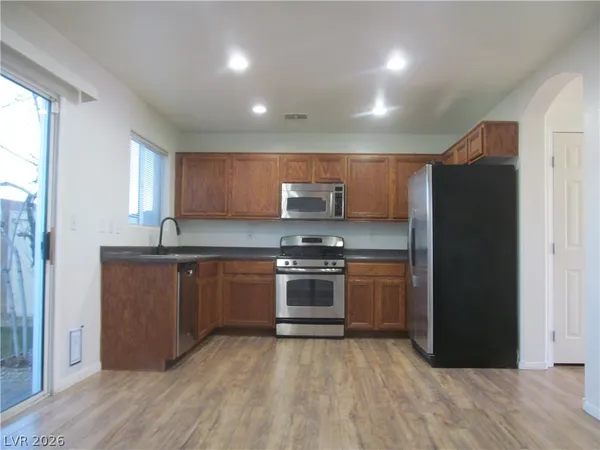 $1,940 | 9998 Tittleton Avenue, Las Vegas, NV 89148