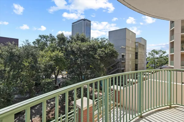 $299,000 | 300 South Duval Street, Unit 602, Tallahassee, FL 32301