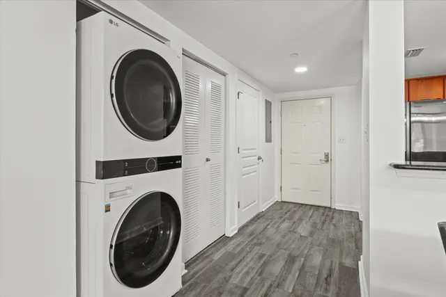 $299,000 | 300 South Duval Street, Unit 602, Tallahassee, FL 32301