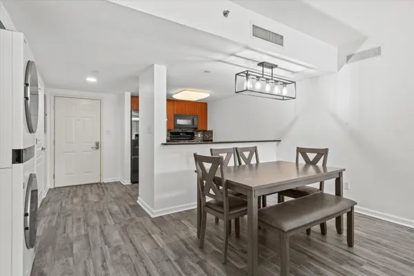 $299,000 | 300 South Duval Street, Unit 602, Tallahassee, FL 32301