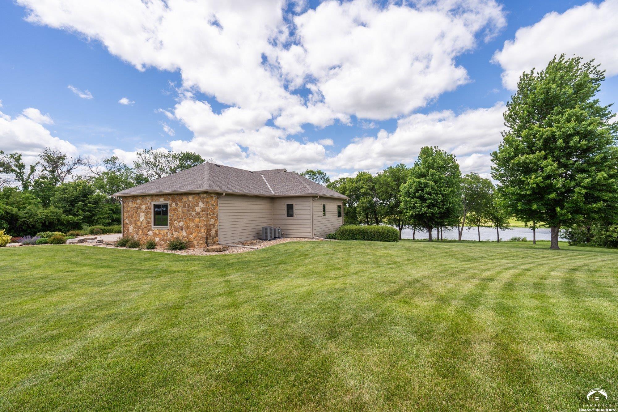 1672 North 1 Road Baldwin City, KS 66006 - Photo 59 of 97