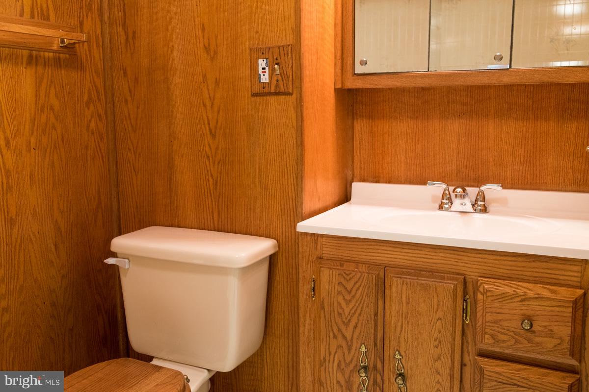 1204 Brixton Road Baltimore, MD 21239 - Photo 22 of 26 Bath in Lower Level