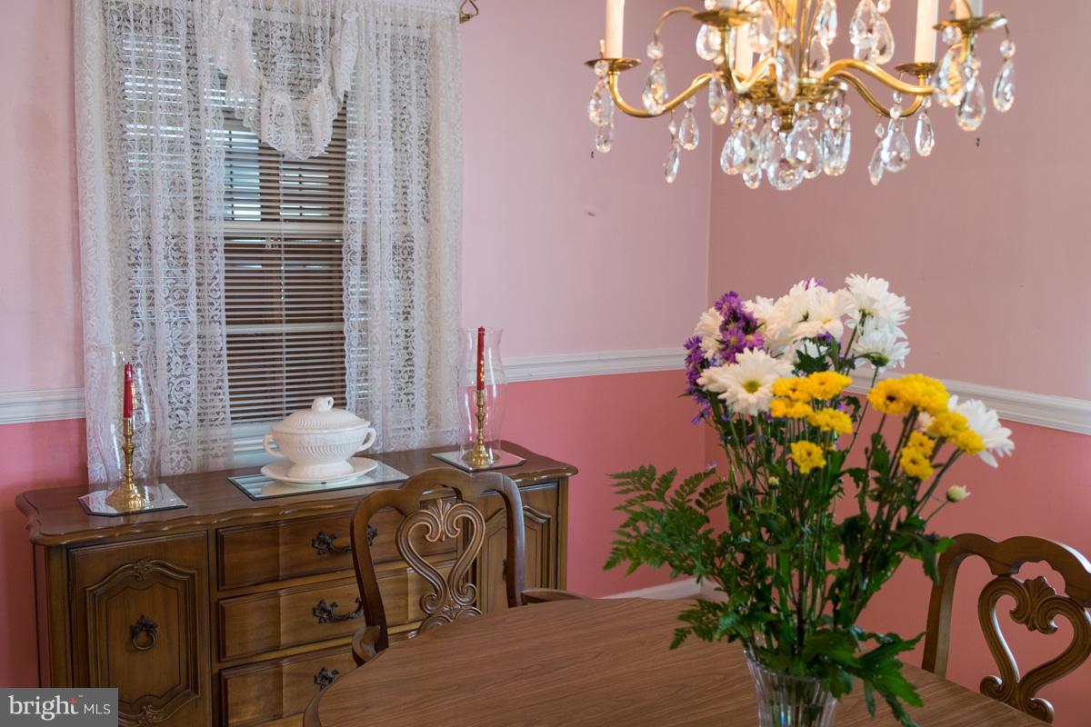 1204 Brixton Road Baltimore, MD 21239 - Photo 4 of 26 Dining Room
