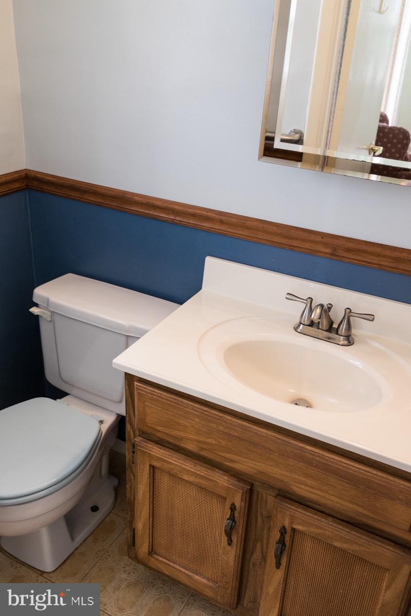 1204 Brixton Road Baltimore, MD 21239 - Photo 9 of 26 Powder Room off Living Room