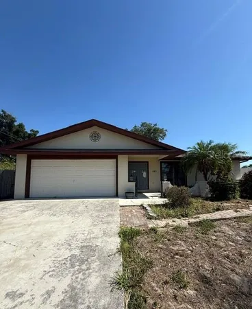 $330,000 | 465 East Seminole Drive, Venice, FL 34293