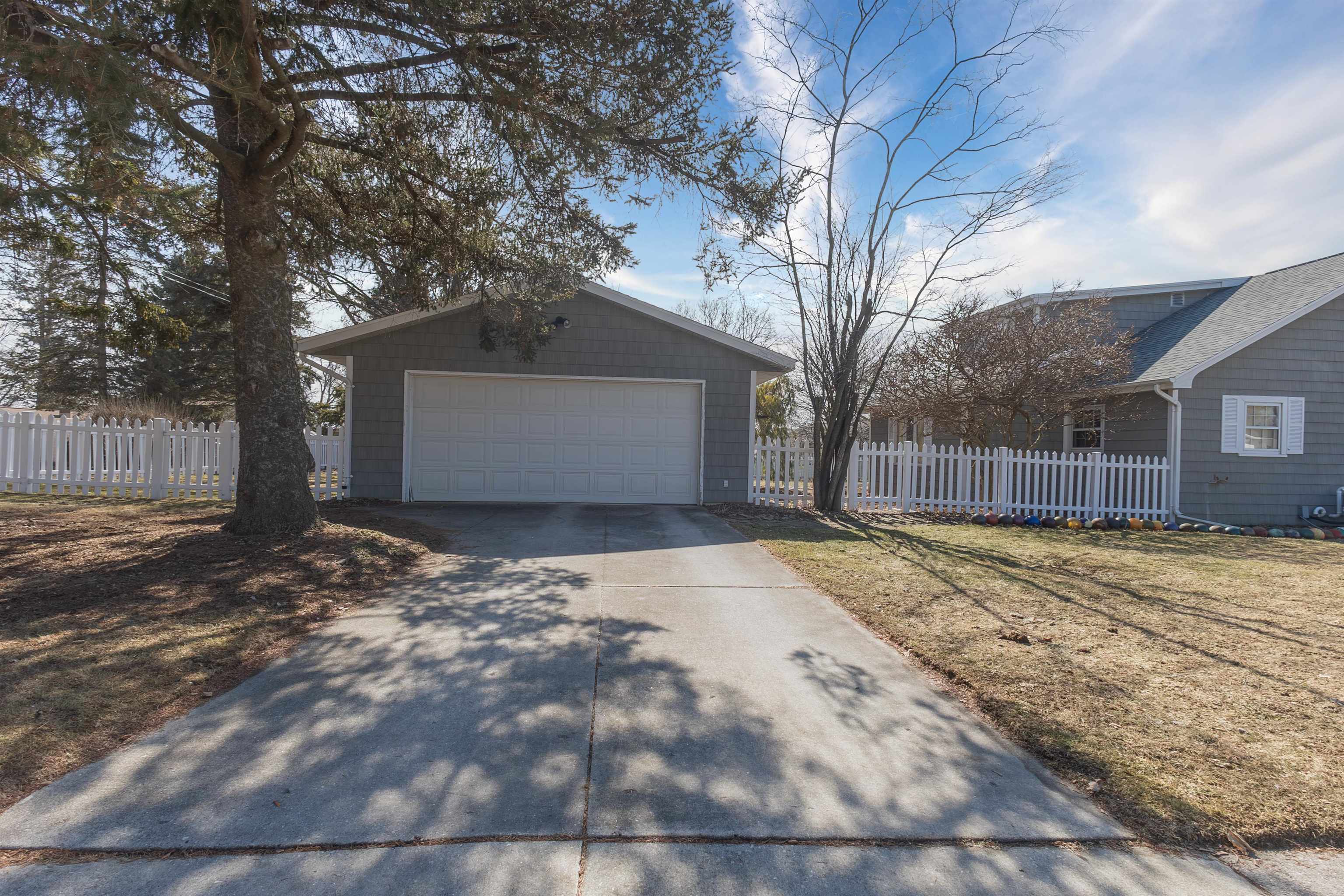 930 2nd Street Kiel, WI 53042 - Photo 2 of 46