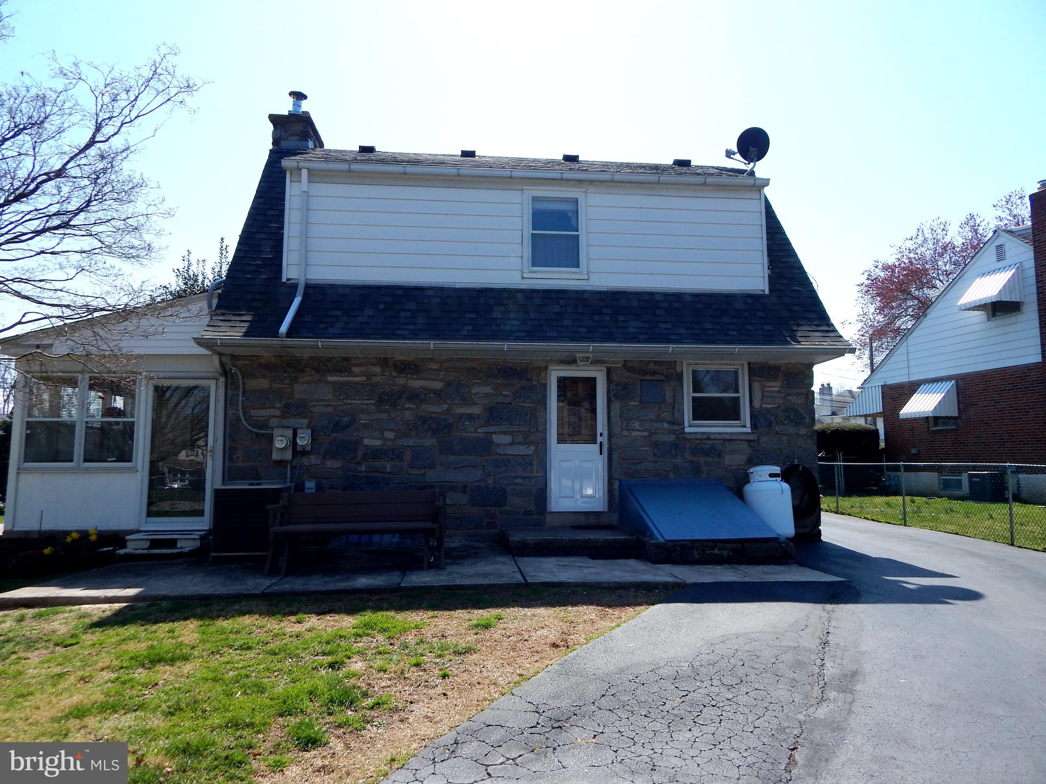 317 Nicholson Road Ridley Park, PA 19078 - Photo 29 of 36 Rear patio