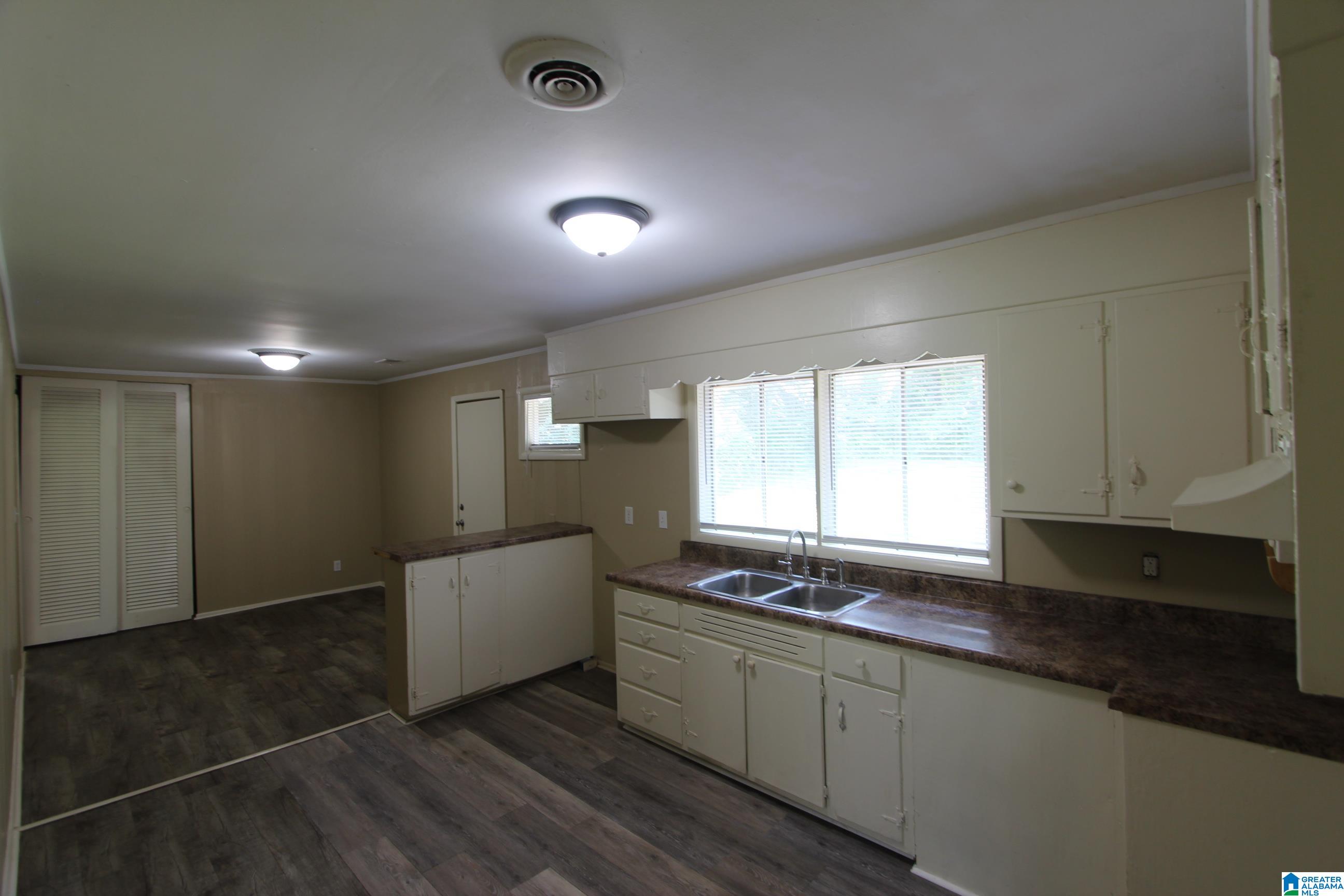 1609 5th Street Northwest Center Point, AL 35215 - Photo 6 of 17