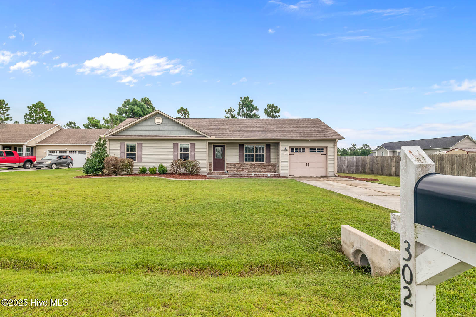 302 Basil Court Hubert, NC 28539 - Photo 3 of 37 3