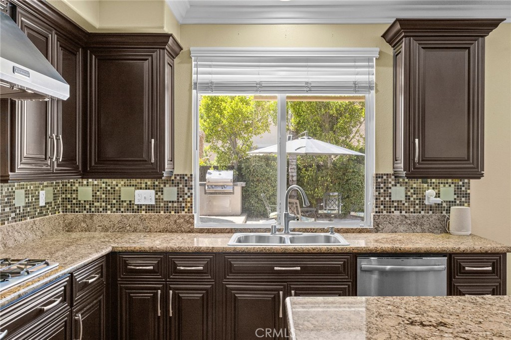 9509 Kings Court Riverside, CA 92508 - Photo 26 of 73