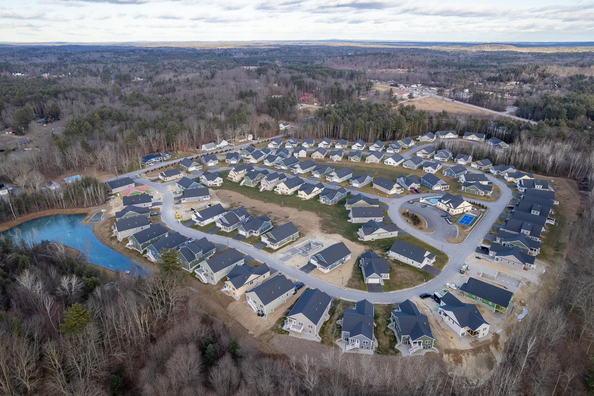 3 Mulberry Lane, Unit 40 Epping, NH 03042 - Photo 24 of 49