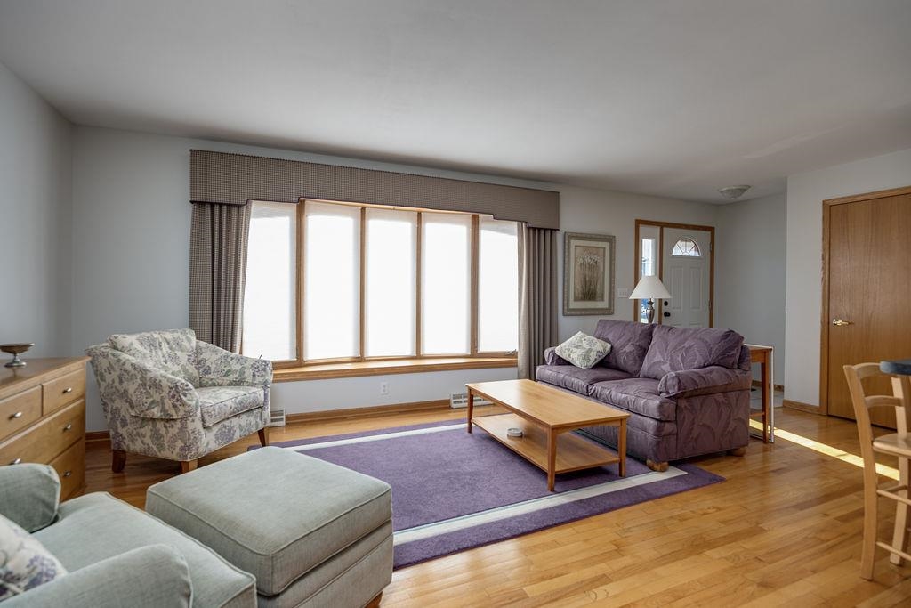 5442 Broken Bow Road Sun Prairie, WI 53590 - Photo 10 of 45