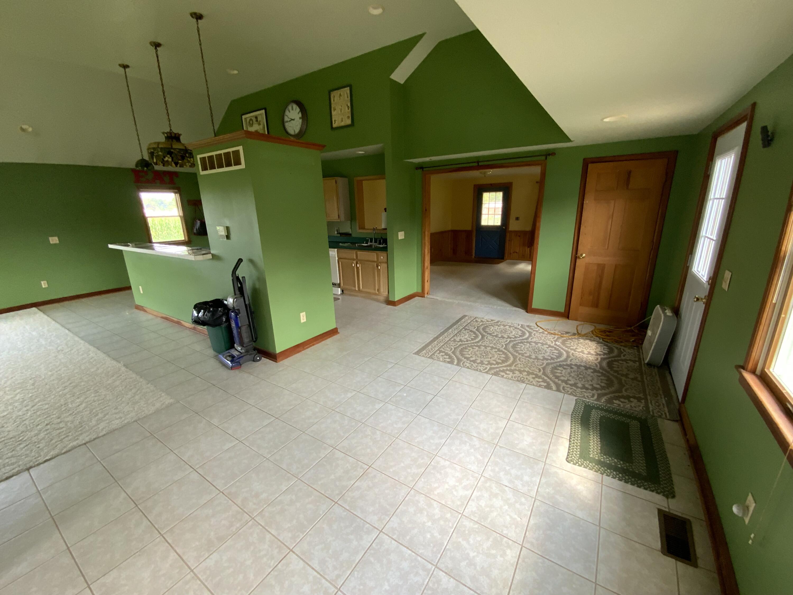 8050 Springport Road Parma, MI 49269 - Photo 8 of 13 IMG_0659