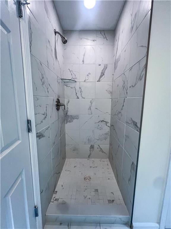 6590 Old Still Trail Gainesville, GA 30506 - Photo 9 of 17 a view of a bathroom