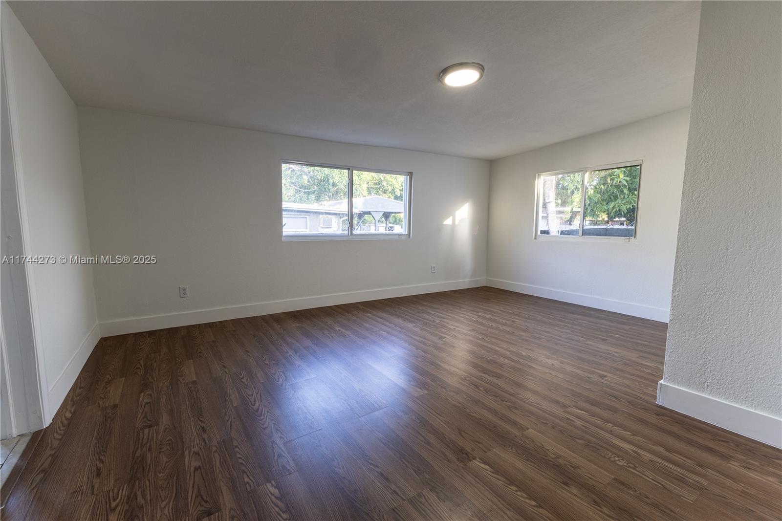 866 Northwest 108th Street Miami, FL 33168 - Photo 12 of 32