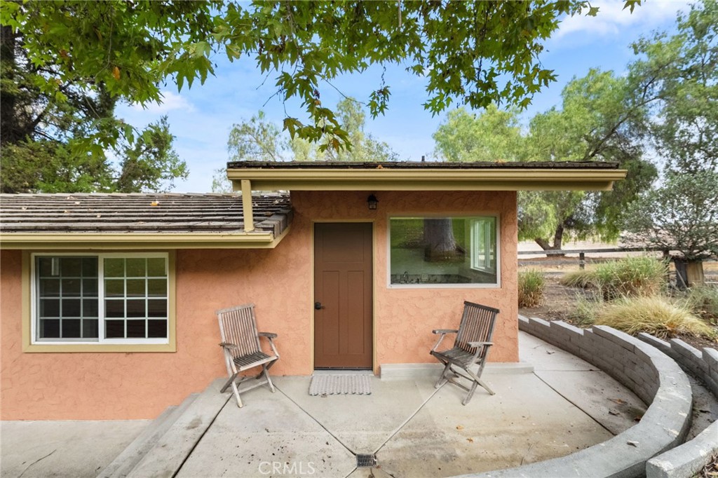41070 Avenida Verde Temecula, CA 92591 - Photo 51 of 70 a view of a house with a sitting area