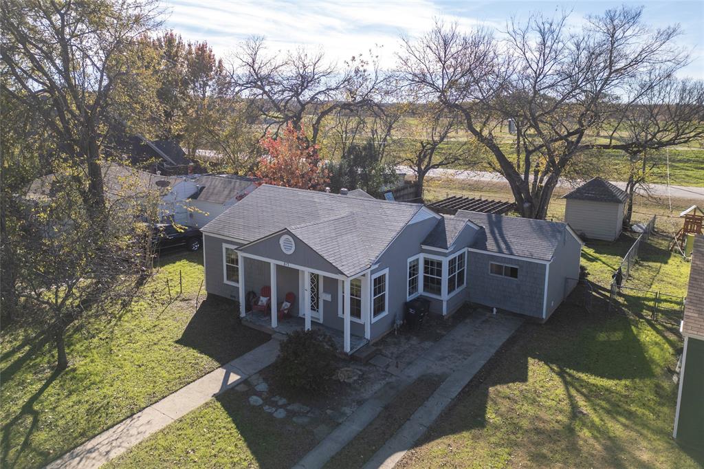 817 Edgefield Road Fort Worth, TX 76107 - Photo 6 of 15 Charming Crestwood cottage
