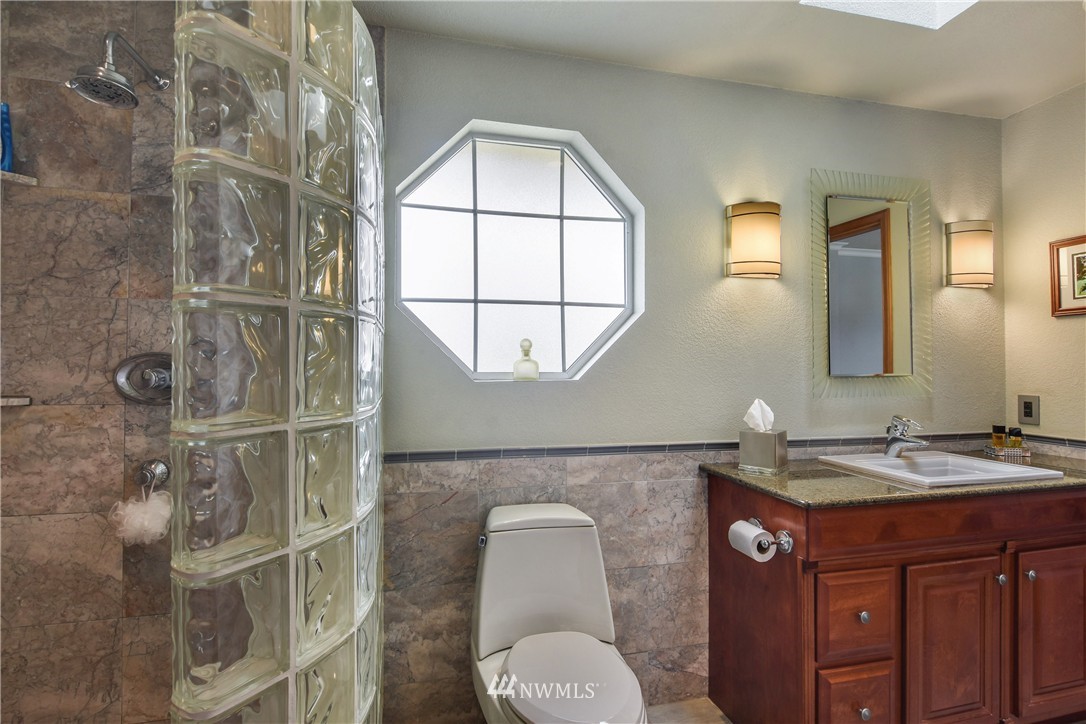 23421 8th Place West Bothell, WA 98021 - Photo 18 of 24