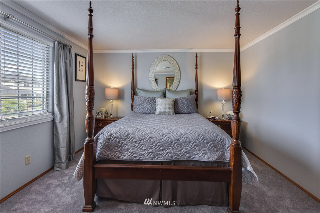 23421 8th Place West Bothell, WA 98021 - Photo 19 of 24