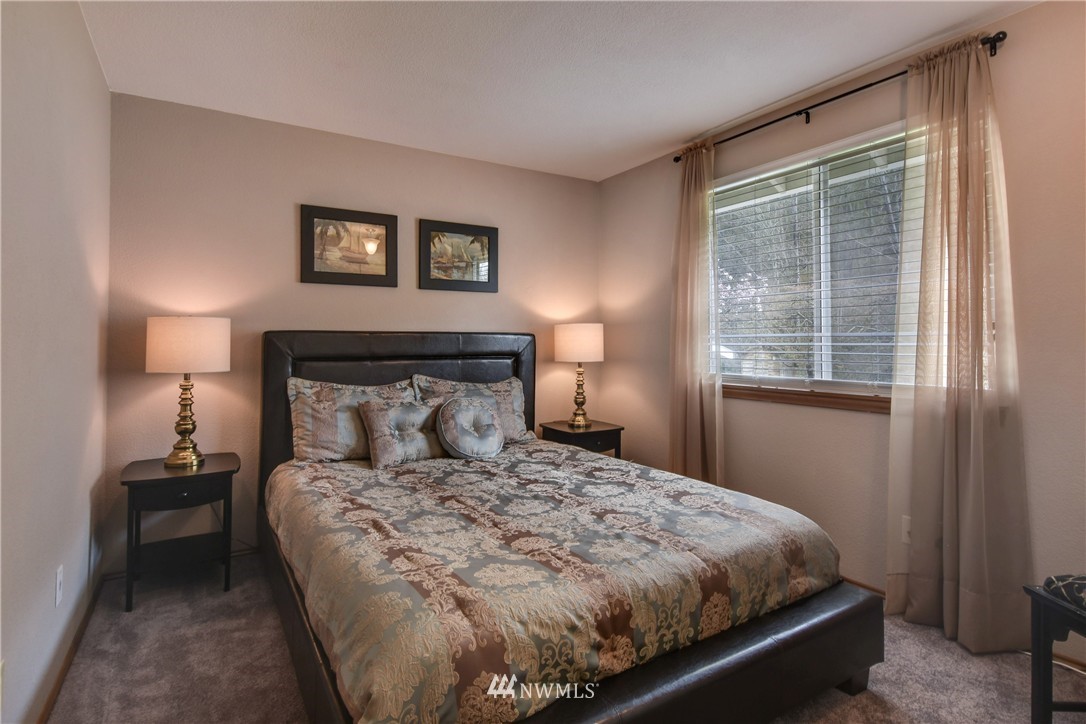 23421 8th Place West Bothell, WA 98021 - Photo 20 of 24