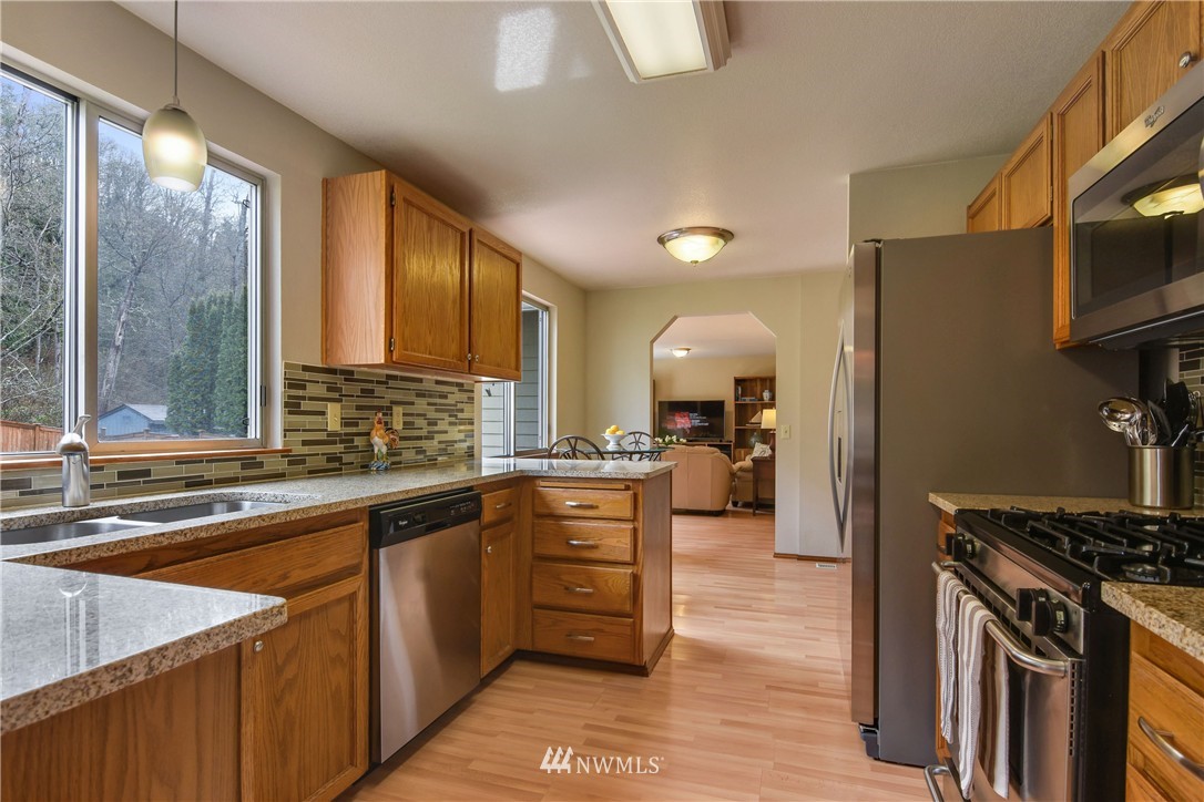 23421 8th Place West Bothell, WA 98021 - Photo 6 of 24