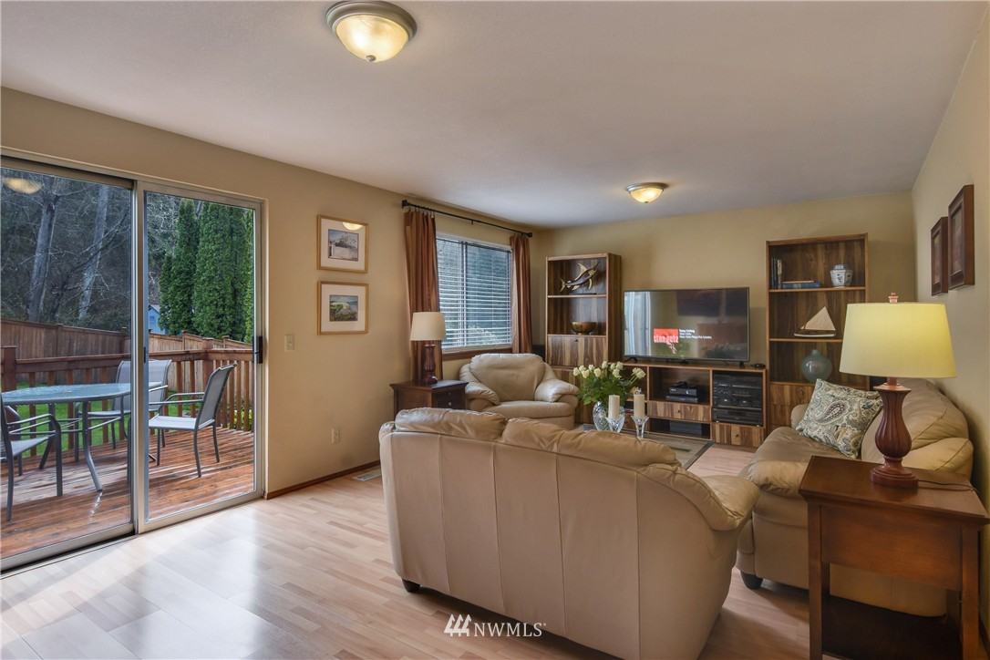 23421 8th Place West Bothell, WA 98021 - Photo 10 of 24