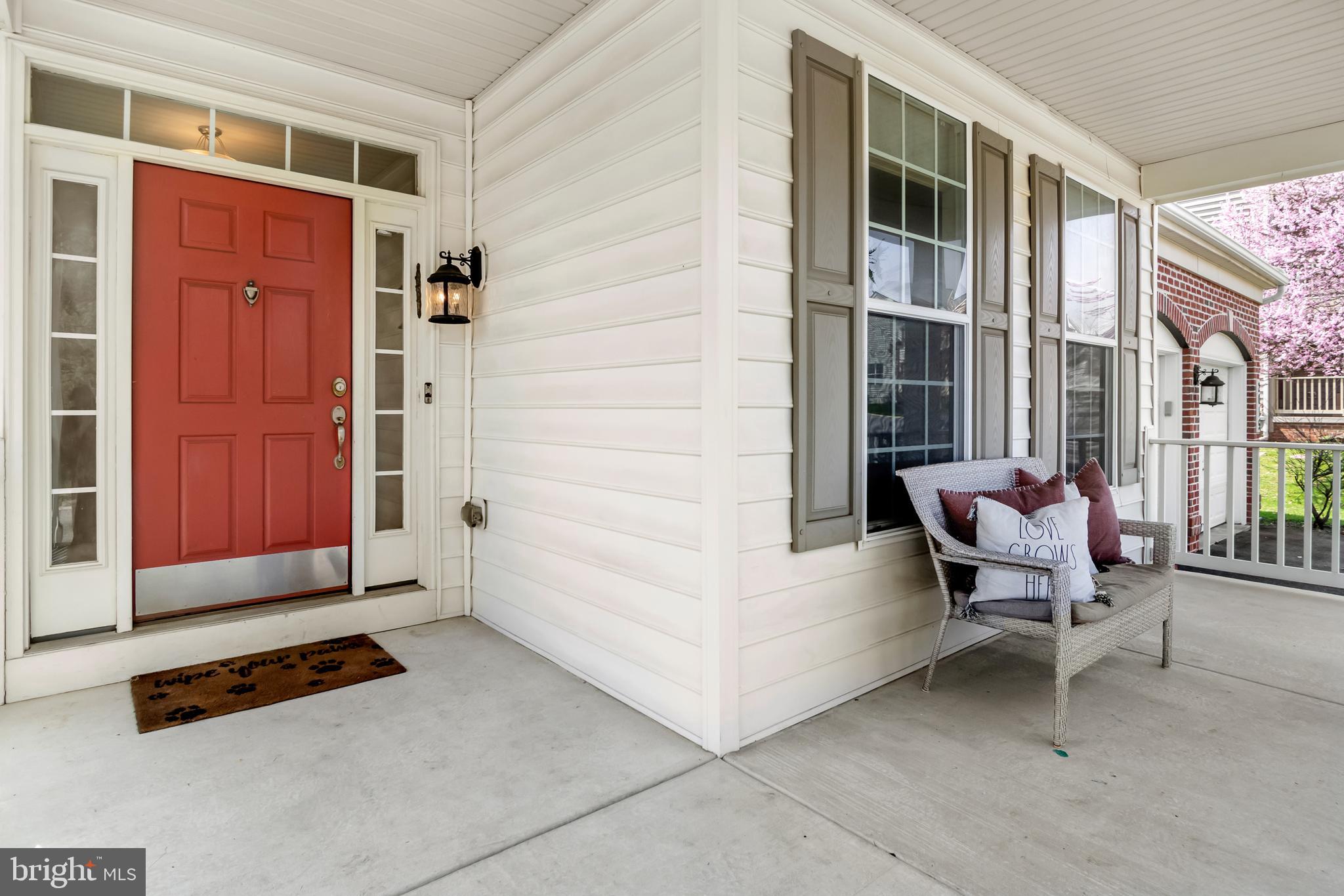 2015 Thistlewood Road Baltimore, MD 21209 - Photo 2 of 35