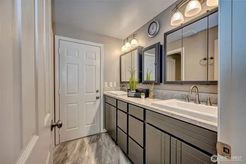 $920,000 | 257 Dawn Crest Place , Camano Island, WA 98282
