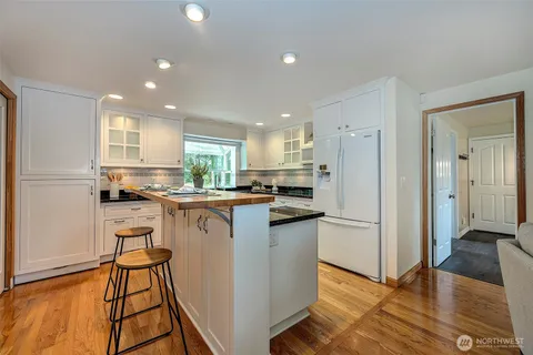 $920,000 | 257 Dawn Crest Place , Camano Island, WA 98282