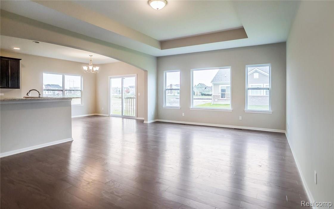5508 Woodfall Road Clarkston, MI 48348 - Photo 11 of 23 12.jpg
