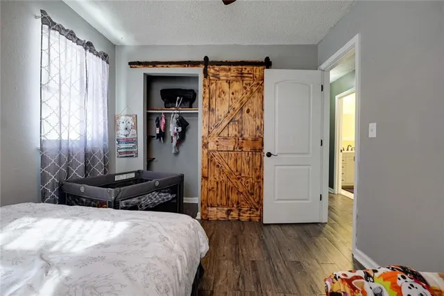 $247,500 | 1808 Southeast Kingsway, Oak Grove, MO 64075