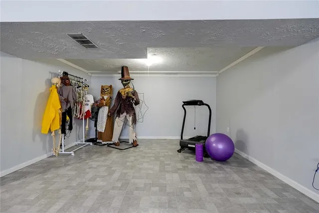 $247,500 | 1808 Southeast Kingsway, Oak Grove, MO 64075