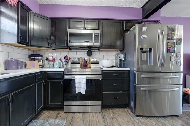 $247,500 | 1808 Southeast Kingsway, Oak Grove, MO 64075