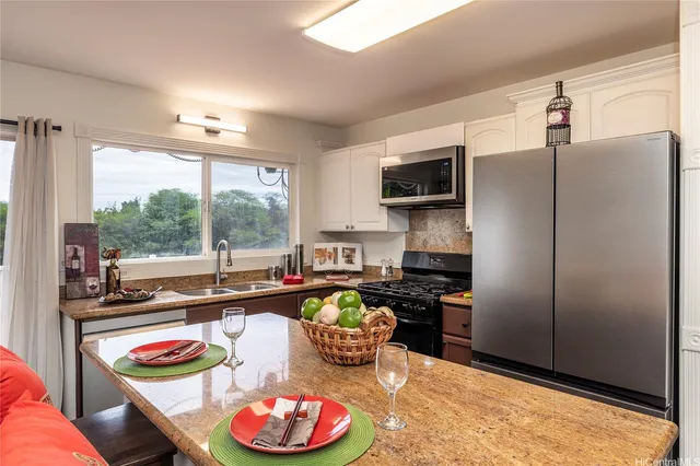 $1,088,888 | 91-992 Papapuhi Place, Ewa Beach, HI 96706