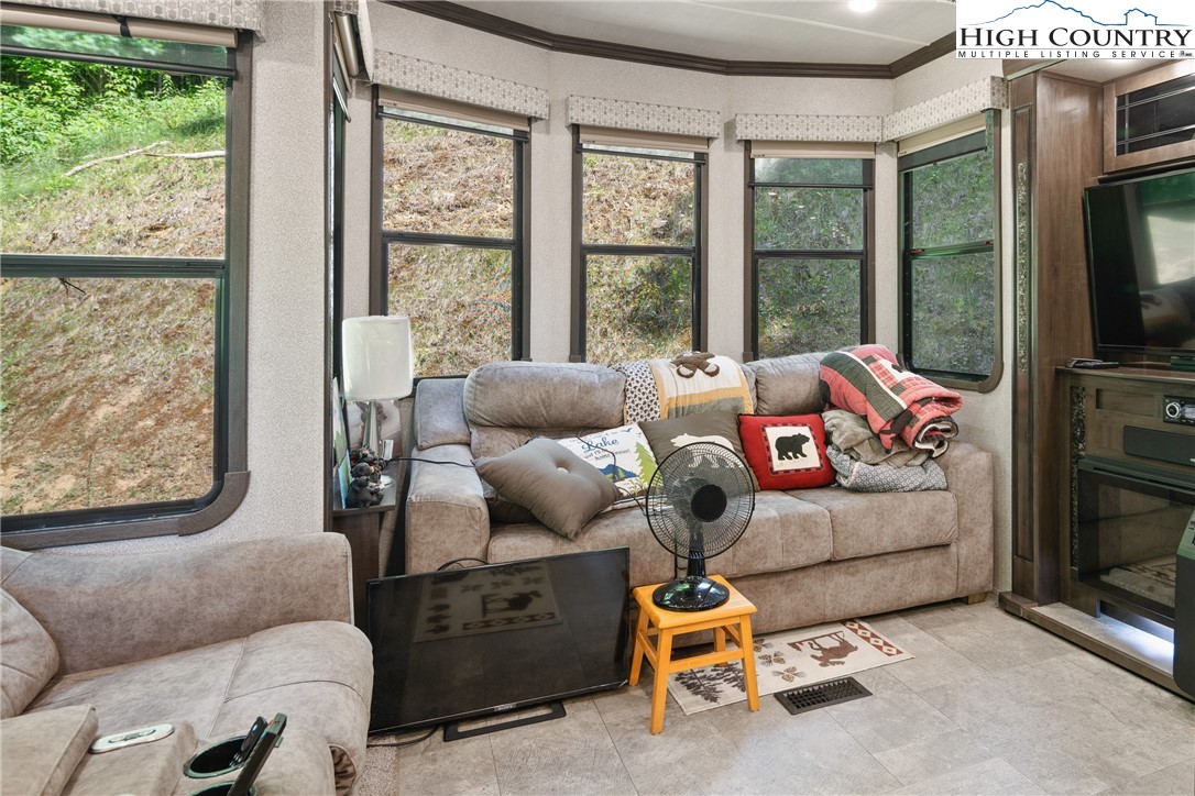 1768 Joe Shoemaker Road Vilas, NC 28692 - Photo 10 of 27 Gallery Image 10
